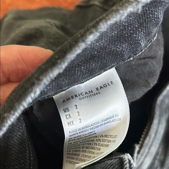 American Eagle Outfitters Dark Blue Distressed Jean Shorts - Picture 2 of 2